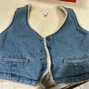 Forever 21 sleeve-less jacket.